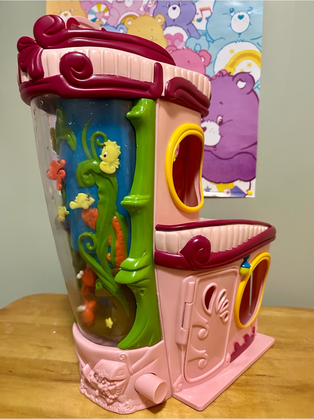Baby Bratz pool house play set